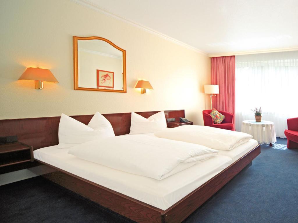 Hotel-Cafe Kampe Norderstedt Rom bilde